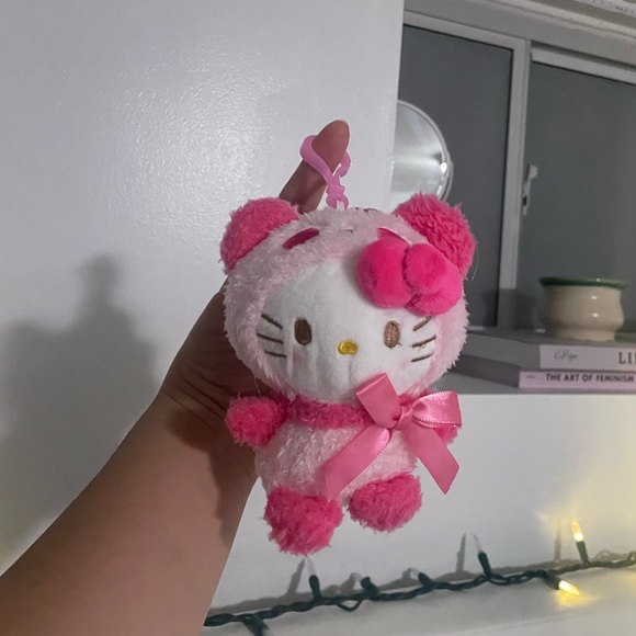 Sanrio keychain bundle - Picture 6 of 6